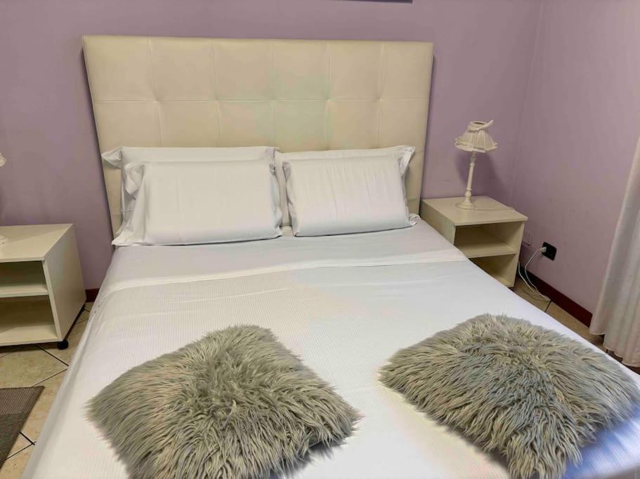 Apartamento Monolocale In Piazza Isolo Verona Exterior foto