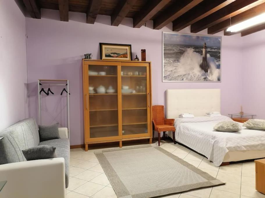 Apartamento Monolocale In Piazza Isolo Verona Exterior foto