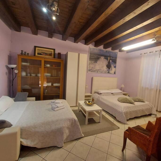Apartamento Monolocale In Piazza Isolo Verona Exterior foto