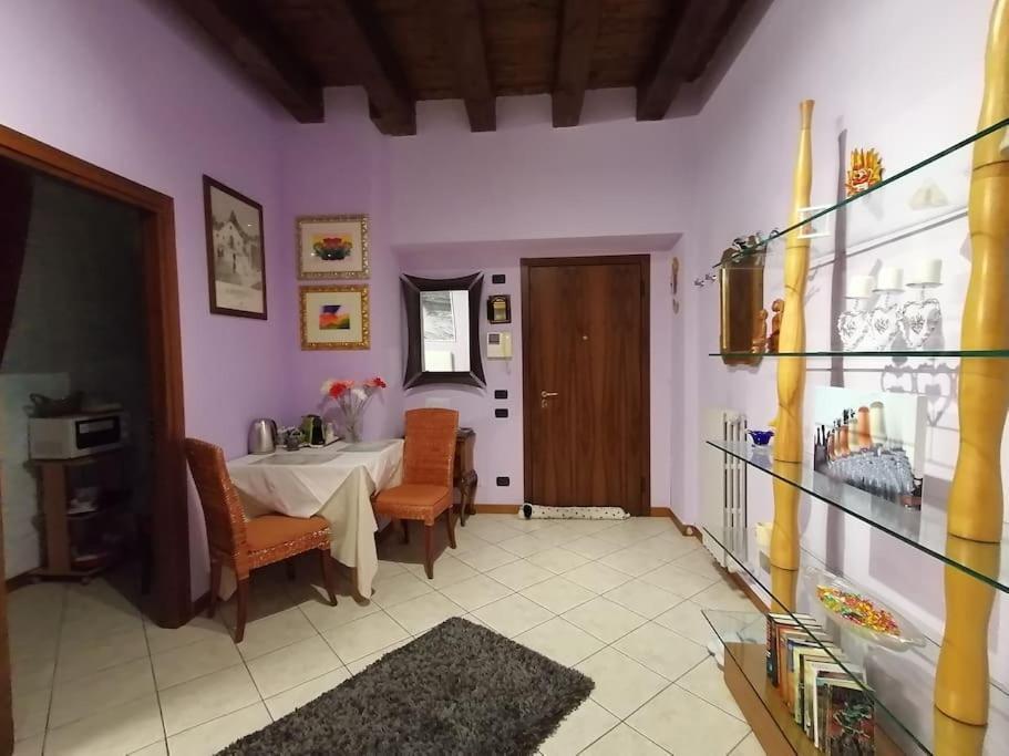 Apartamento Monolocale In Piazza Isolo Verona Exterior foto