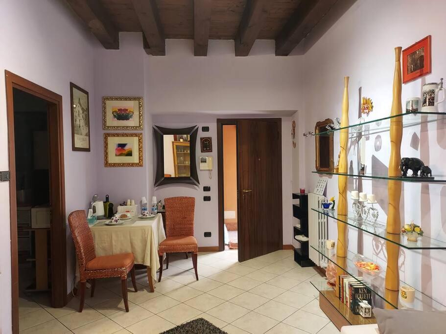 Apartamento Monolocale In Piazza Isolo Verona Exterior foto