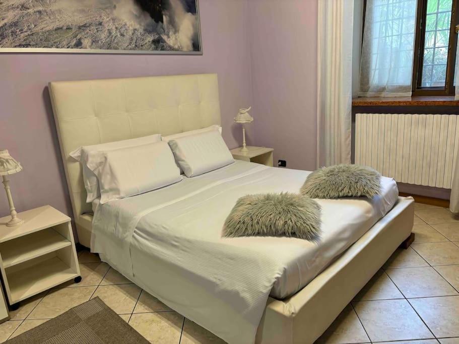 Apartamento Monolocale In Piazza Isolo Verona Exterior foto