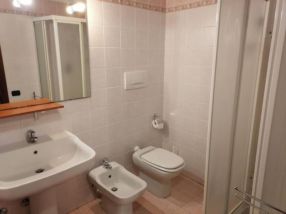 Apartamento Monolocale In Piazza Isolo Verona Exterior foto