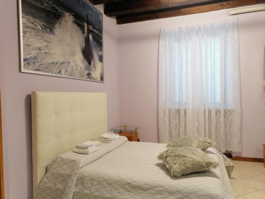 Apartamento Monolocale In Piazza Isolo Verona Exterior foto
